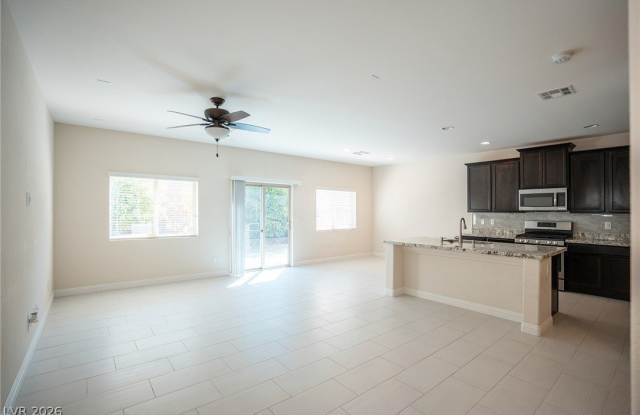 9419 Sparkling Wing Court Gallery 4