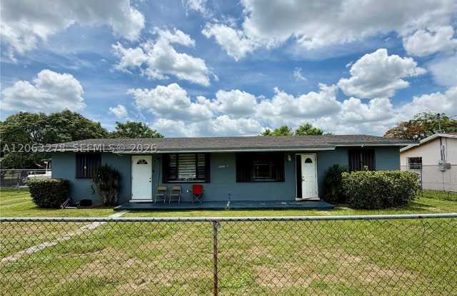 10442 SW 180th St photos photos