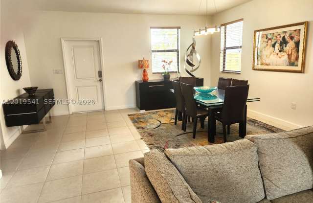 24400 SW 119th Pl Gallery 3