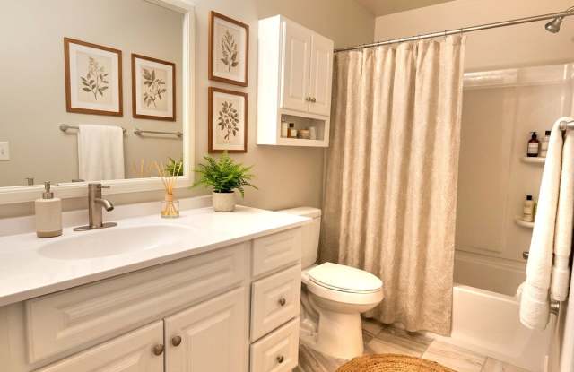 Heritage Village Apartments Gallery 4