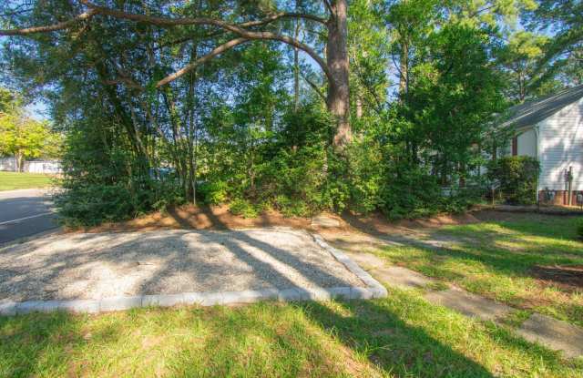 MOVE-IN SPECIAL: Get TWO WEEKS FREE off your first full month’s rent! Gallery 3