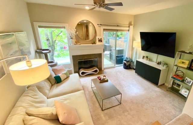 Secluded, Private Townhouse in Queen Anne photos photos Secluded, Private Townhouse in Queen Anne photos photos