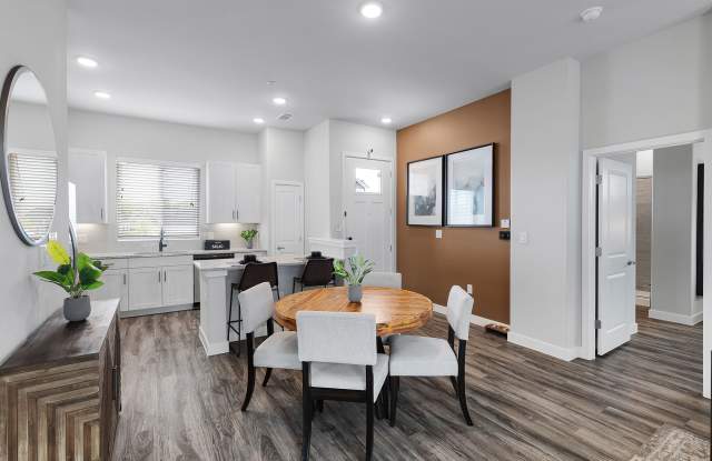 VLux Stoneridge Gallery 2