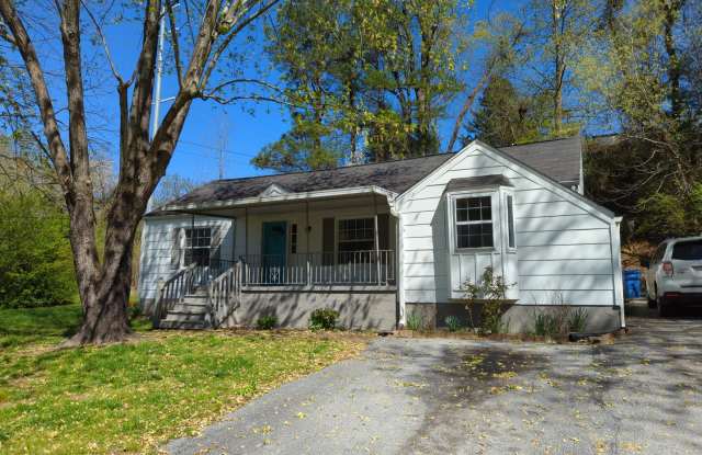 Cute Red Bank House - 3366 Van Buren Street, Chattanooga, TN 37415