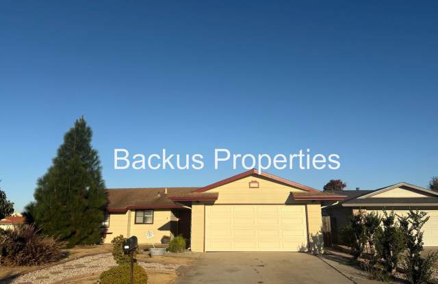 Well maintained three bedroom home in Laurel West - 1 Van Ness Circle, Salinas, CA 93907