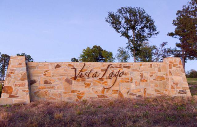 Stunning 3 bed, 2 bath, 1 car garage located in West Tyler!! photos photos