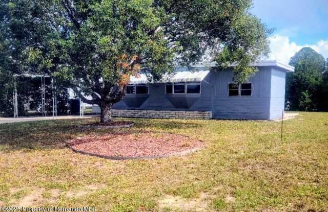 7606 Fairlane Avenue - 7606 Fairlane Avenue, High Point, FL 34613