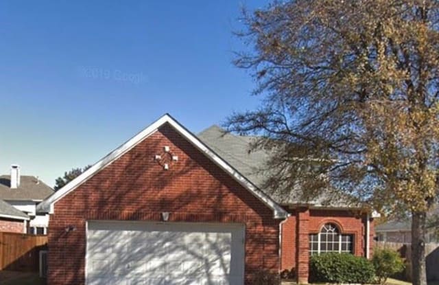 7109 Sunburst Trl - 7109 Sunburst Trail, Denton, TX 76210