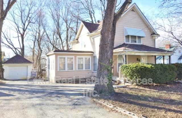 814 S Main St photos photos 814 S Main St photos photos