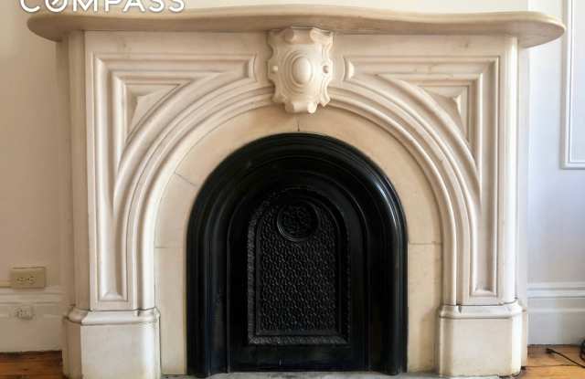 168 Degraw Street Gallery 2
