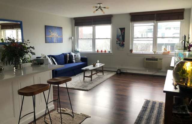 315 8th Avenue Gallery 2