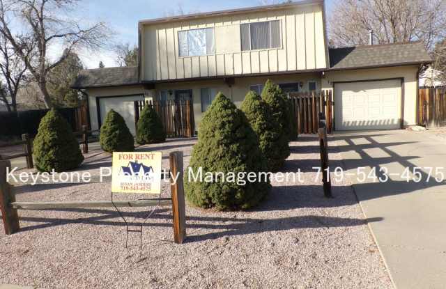 Updated 2 Bedroom Belmont Townhome with Attached Garage & Fenced Yard $1300/$1300 photos photos Updated 2 Bedroom Belmont Townhome with Attached Garage & Fenced Yard $1300/$1300 photos photos
