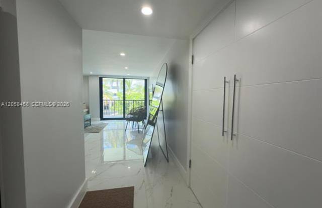 1800 Collins Ave cu-3H, Miami Beach, FL 33139 Gallery 4
