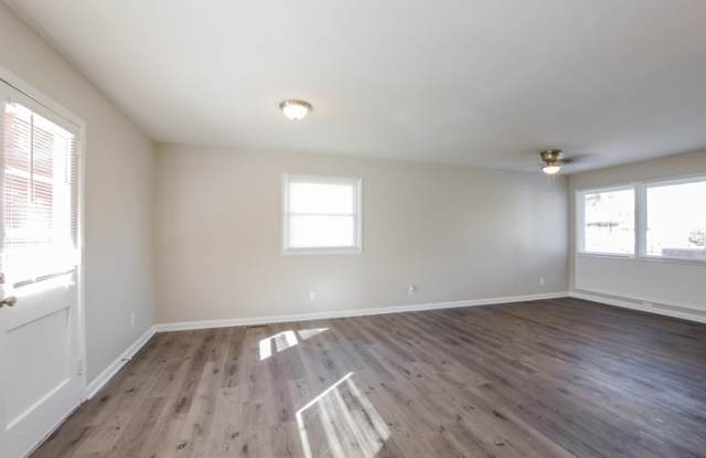 614 Park Terrace Gallery 2