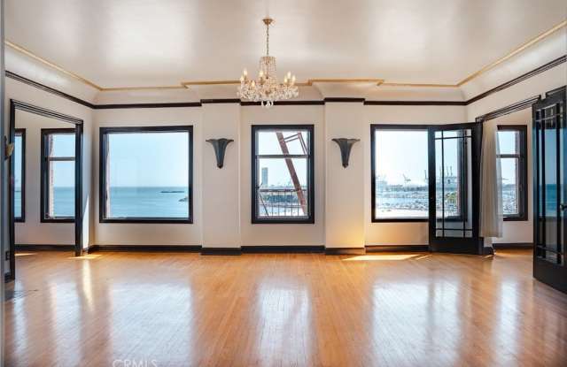 1030 E Ocean Boulevard photos photos