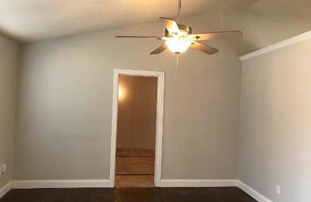 8008 Trimble Drive Gallery 4
