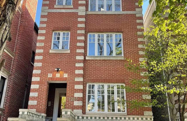 1225 West Roscoe Street - 1225 West Roscoe Street, Chicago, IL 60657