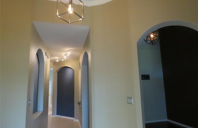 13437 Bavarian Drive Gallery 4