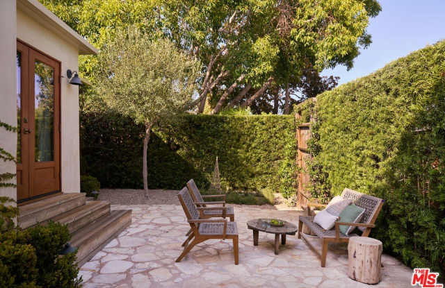 655 Angelus Pl Gallery 2