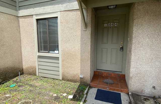 7701 BAYMEADOWS CIR West 1164 Gallery 2