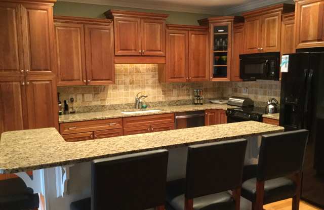 1251 Regency Drive Gallery 3