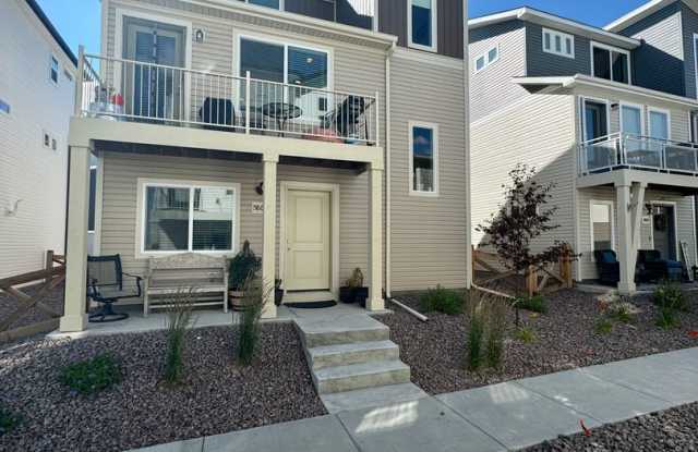 Like New 3 bedroom home in Banning Lewis photos photos