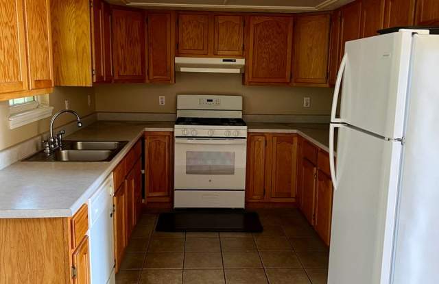 2 Bedroom in amazing location!! Gallery 4