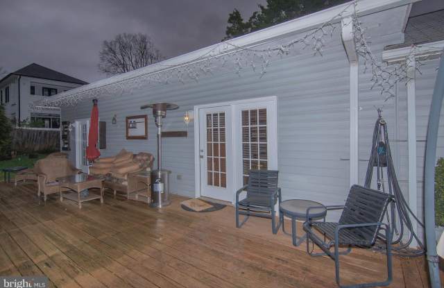 1940 BURFOOT Street - 1940 Burfoot Street, Pimmit Hills, VA 22043