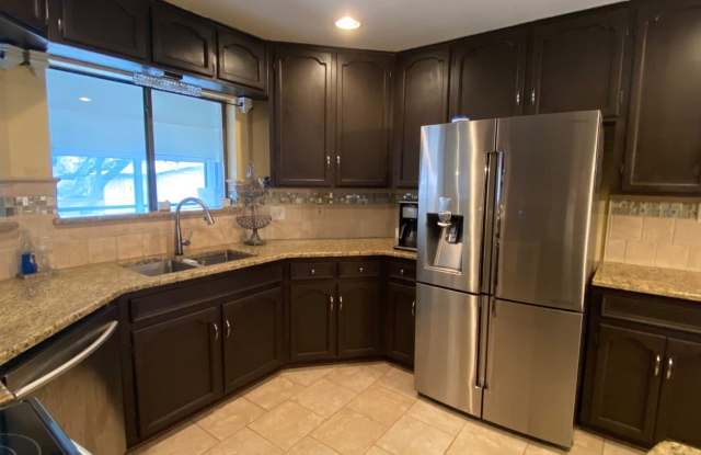 4534 Western Pine Woods Gallery 3