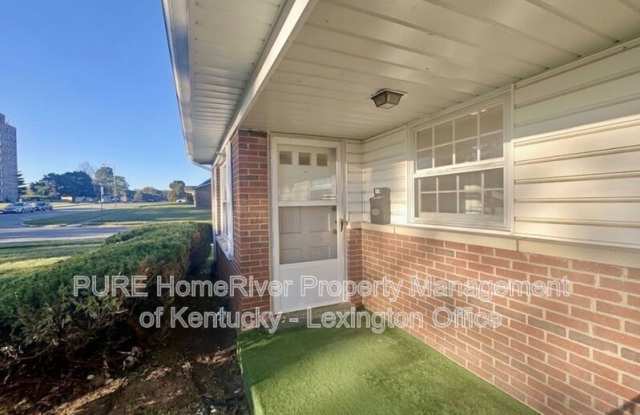 2037 Garden Springs Dr Gallery 2
