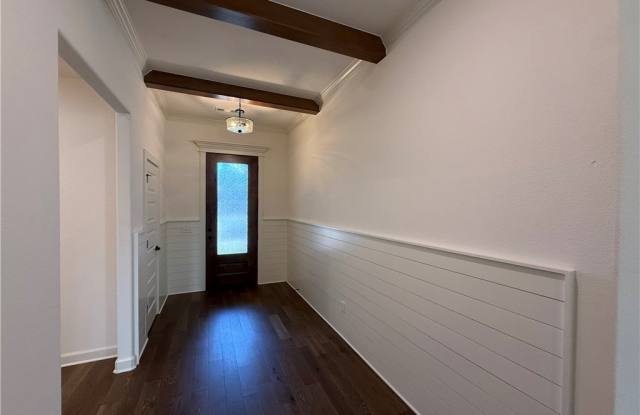 1331 Cullinan Street Gallery 3