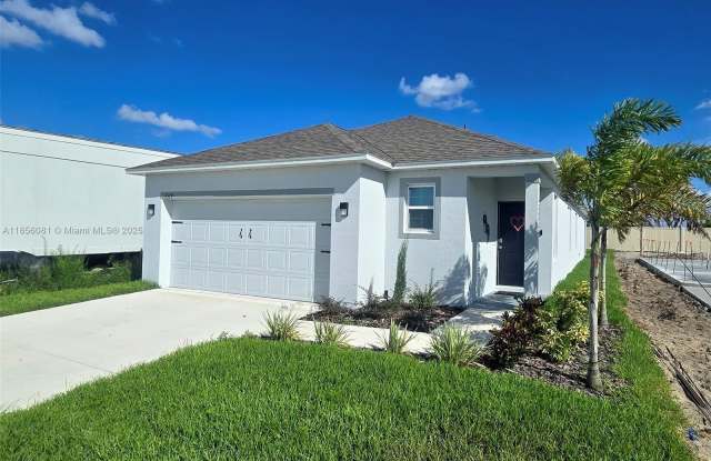 5539 MADDIE DR photos photos