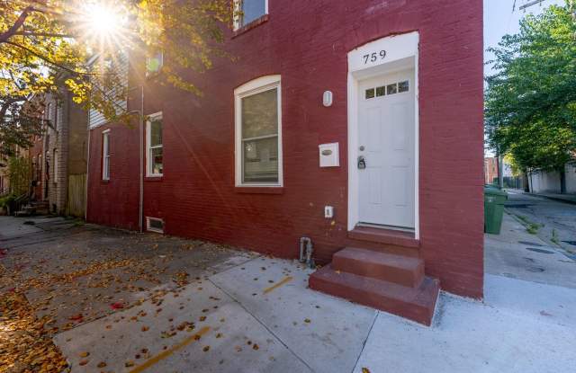 3-Bedroom, 1.5-Bathroom Townhouse in Pigtown Gallery 1