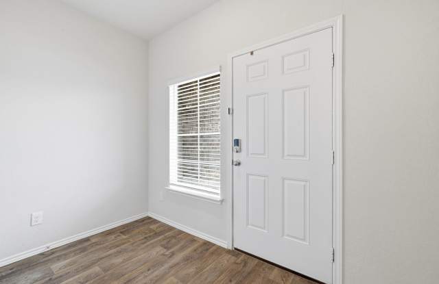 ***MOVE IN SPECIAL: TWO WEEKS FREE***Preserve at Medina Home with Loft, First Floor Primary, and All Appliances Included Gallery 3
