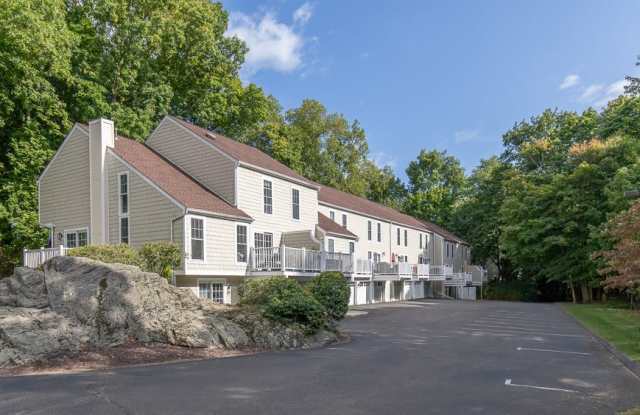 Greenwich Oaks photos photos