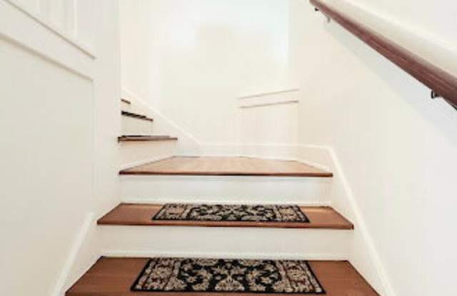 1048 Laguna Avenue photos photos