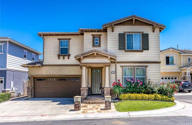 304 Summit Crest Drive - 304 Summit Crest Drive, Lake Forest, CA 92630