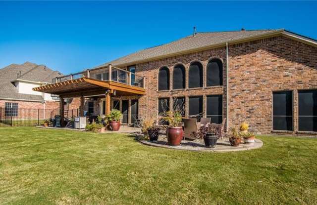 8306 Cherry Hills Lane Gallery 3