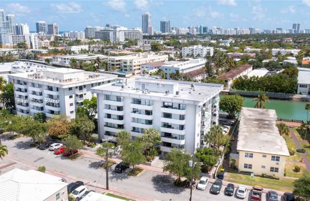 130 S Shore Gallery 1