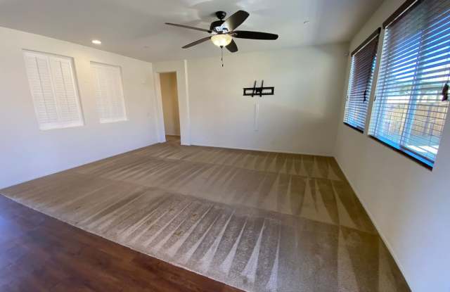 Rosamond 3+Office Available Now! Gallery 4