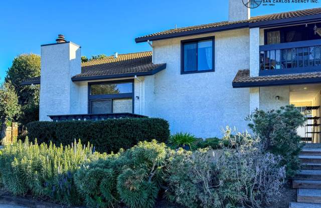 LESLA (I/O) photos photos