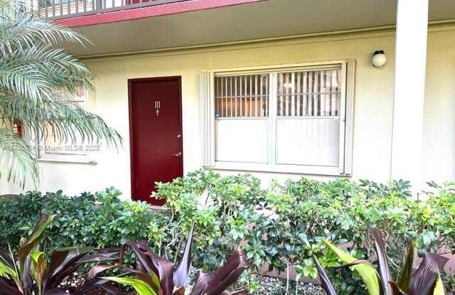 151 SW 135th Ter photos photos