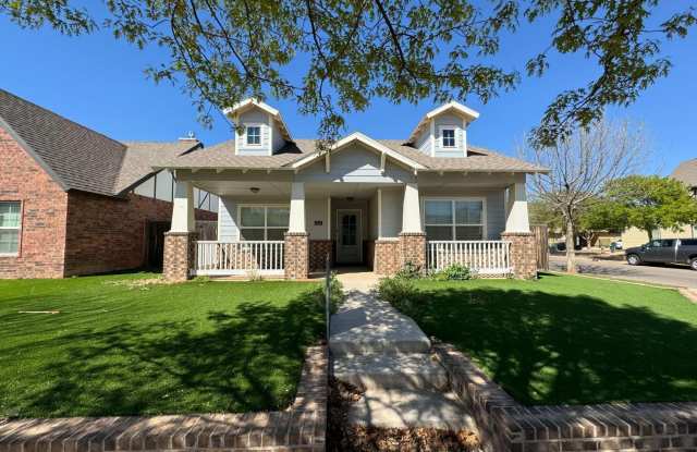 2102 9th Street photos photos