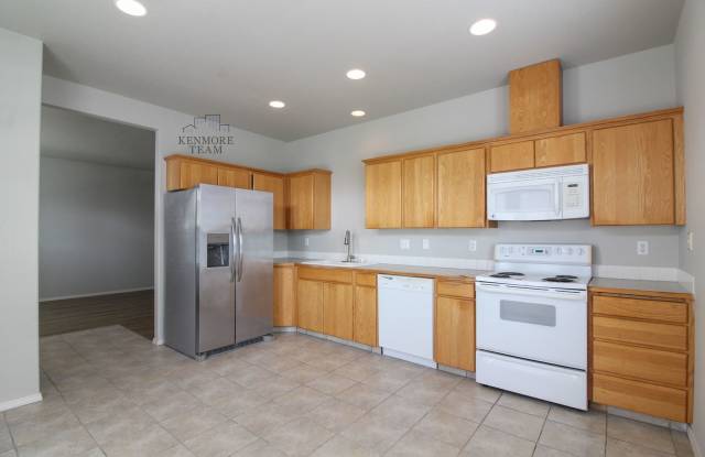 3 Bedroom, 2 Bath Home in Pasco Gallery 3