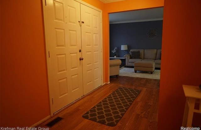 259 PROSPECT Drive Gallery 2