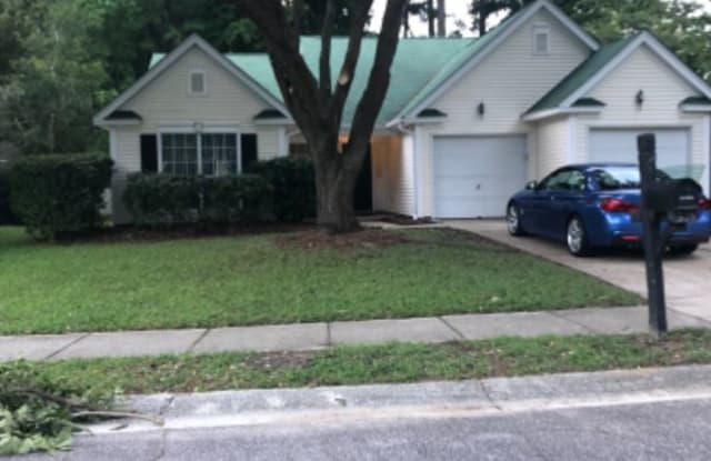 305 Rice Bay Dr - 305 Rice Bay Drive, Mount Pleasant, SC 29464