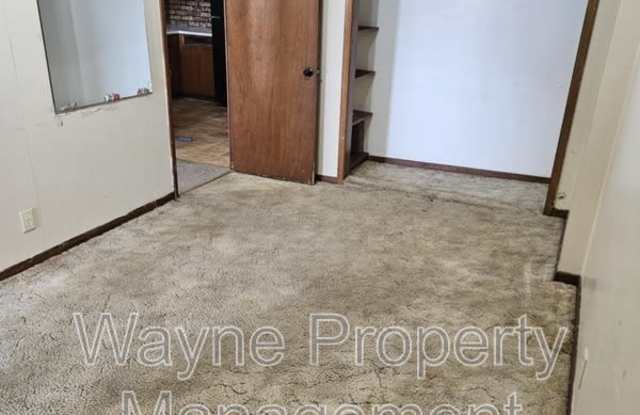 639 2nd St photos photos
