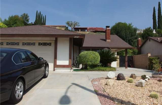 20327 Vejar Road Gallery 2