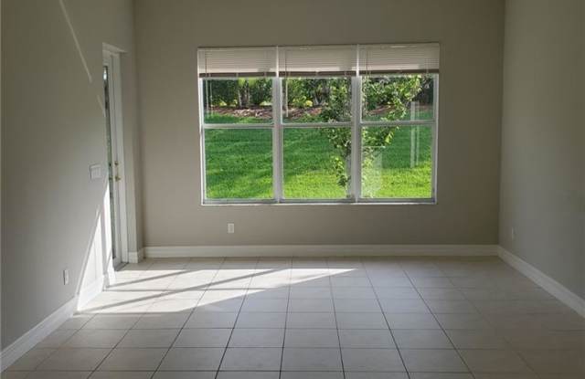 10375 Carolina Willow DR Gallery 2