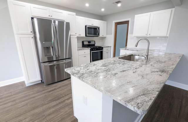 Newly Remodeled South Bossier 4/2 Home photos photos